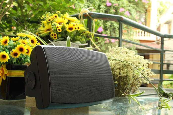 Lựa chọn đơn vị uy tín để mua loa 